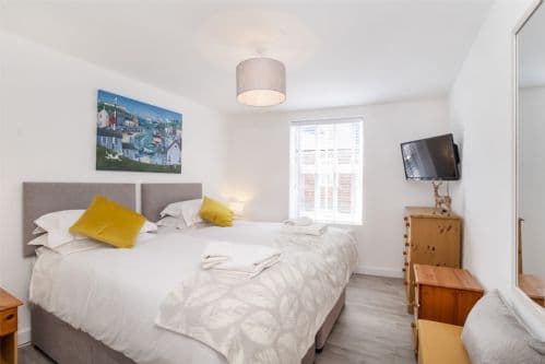 Livingstone Street Apartment 1-sleeps 6